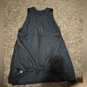 Lululemon tank top